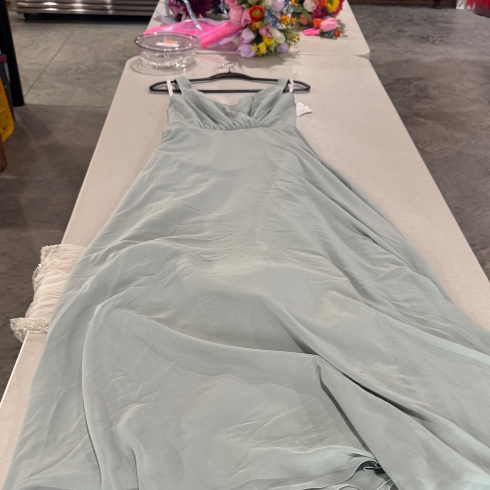 Elegant Women's Dress in‎ Light Green